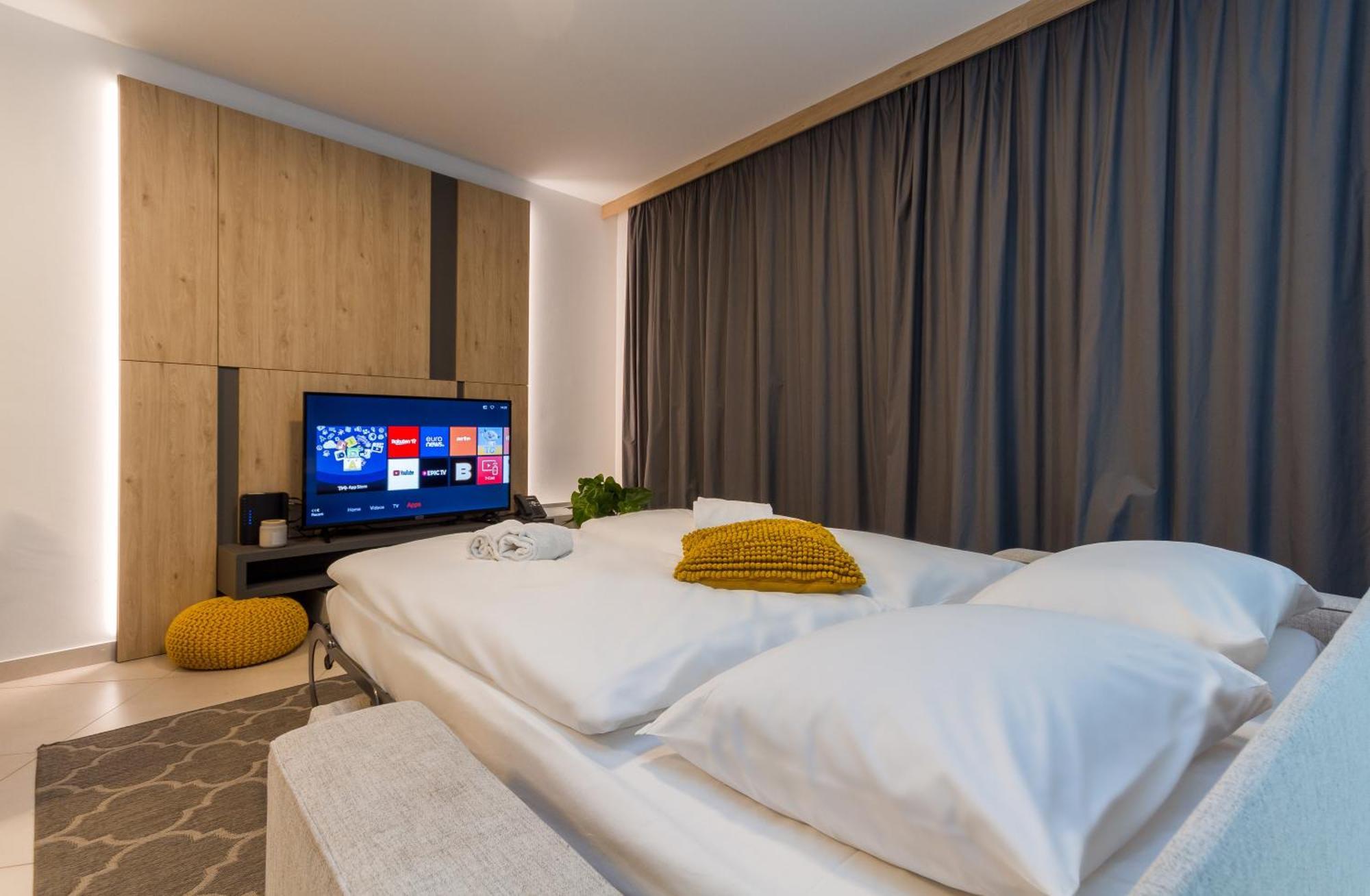 The Garden Palace Umag By Locap Group Extérieur photo